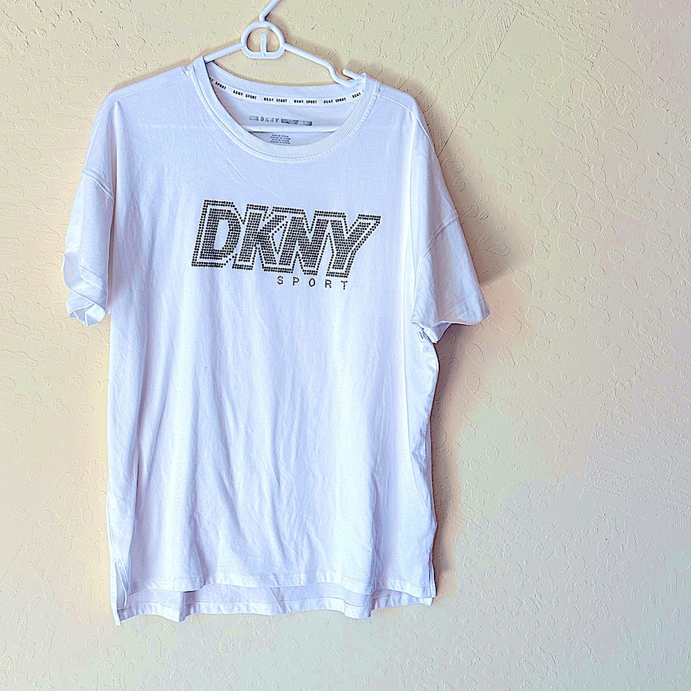 DKNY Sport Women’s White Tee With Sparkly Little beads. NWOT